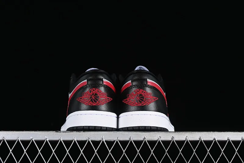 All categories Air Jordan Jordan series basketball shoes Air Jordan 1 Low G version pure original Air Jordan 1 Low AJ1 Joe 1 black gray red hook low-top cultural basketball shoes DC0774-062